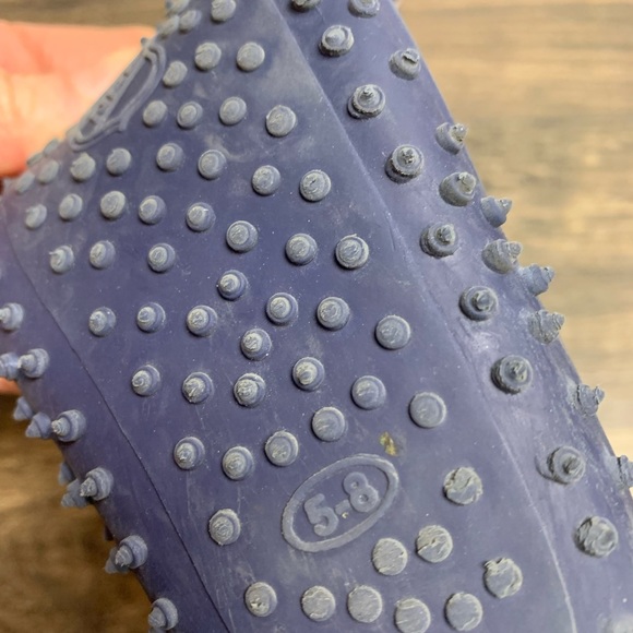 Toronto Maple Leafs Walking slippers - Picture 4 of 4